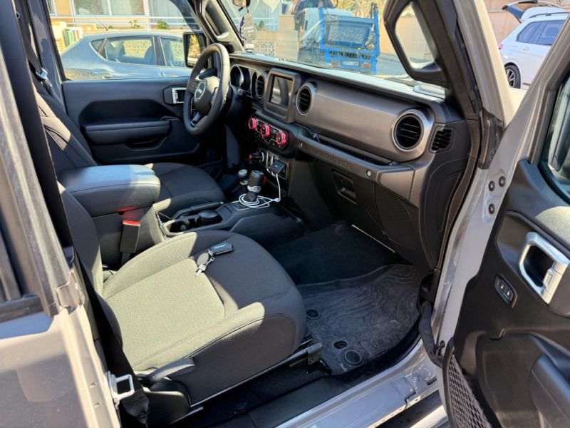 Jeep Wrangler Sport 2023, 21200 km