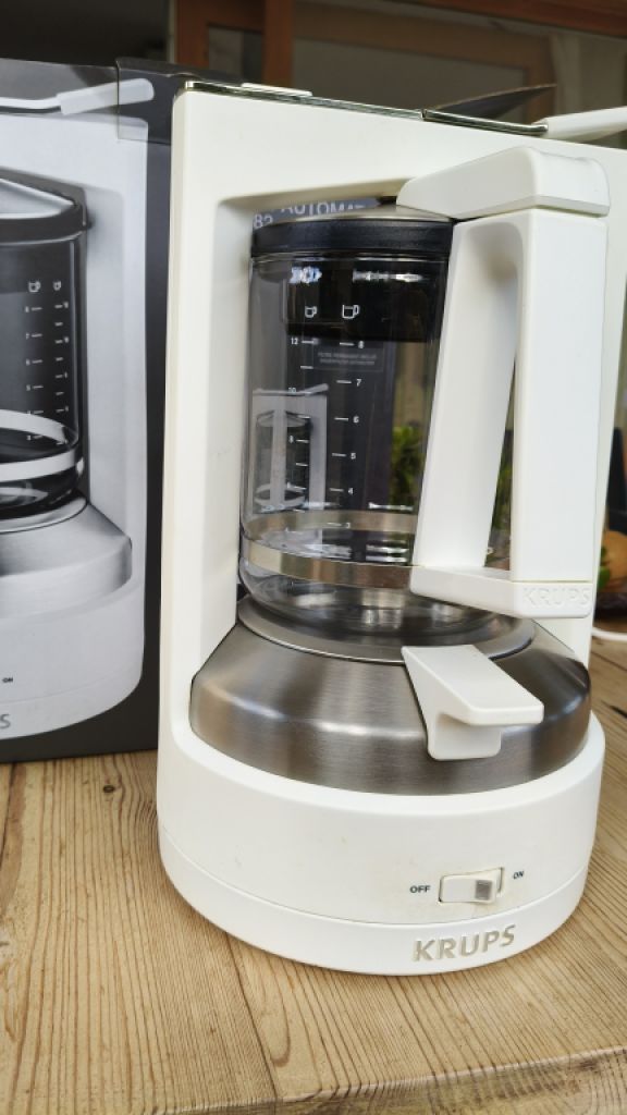 Cafetera automática T8 de Krups