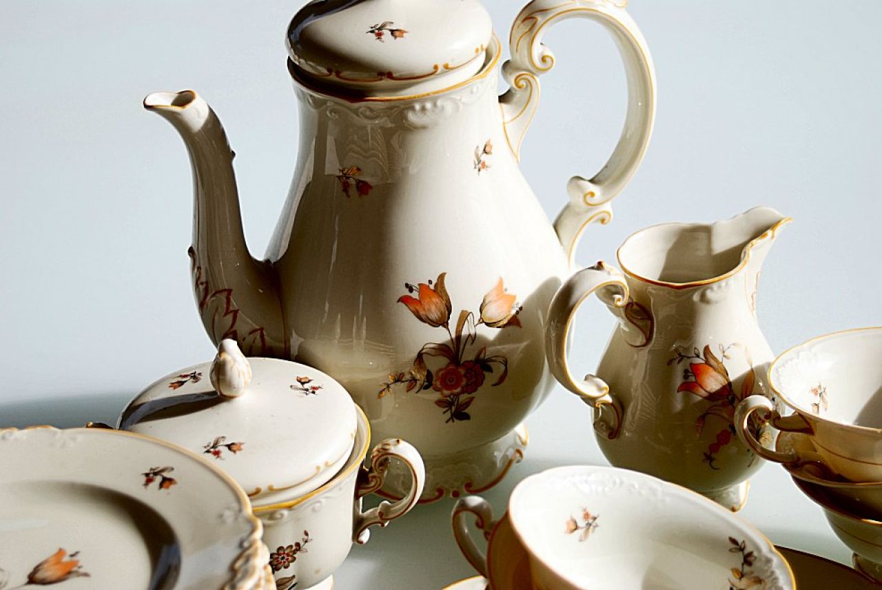 Servicio de Café, Juego de Té, Porcelana, Royal Privileged Porcelain Factory Tettau, 40 piezas