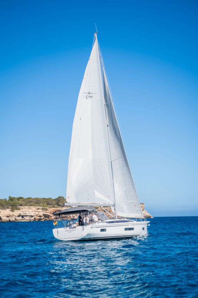 Especialista Administrativo Comercial de Oficina Yachtcharter (m/f/d)