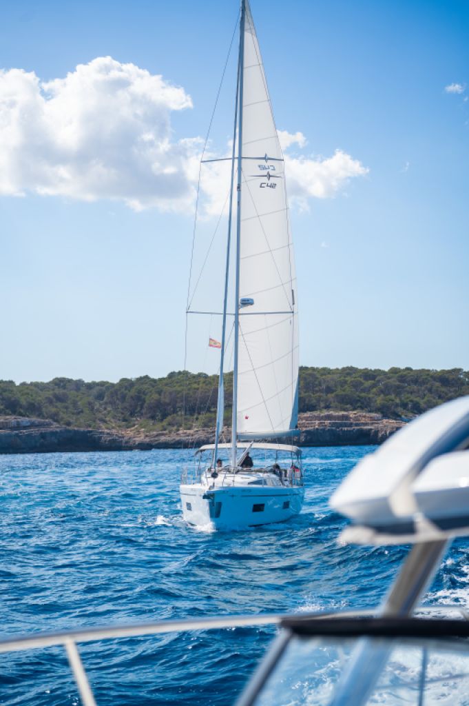 Especialista Administrativo Comercial de Oficina Yachtcharter (m/f/d)