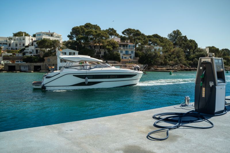 Especialista Administrativo Comercial de Oficina Yachtcharter (m/f/d)