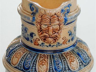 Keramik Weinkrug – Bierkrug, antike Schenkkanne blau um 1880 - Historismus