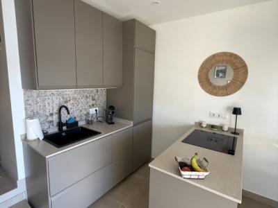 Apartamento completamente renovado en ubicación privilegiada frente al mar – Cala Agulla, Cala Ratjada