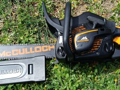 Kettensäge Mc Cullock CS 340 Benzin, wie neu siehe Fotos