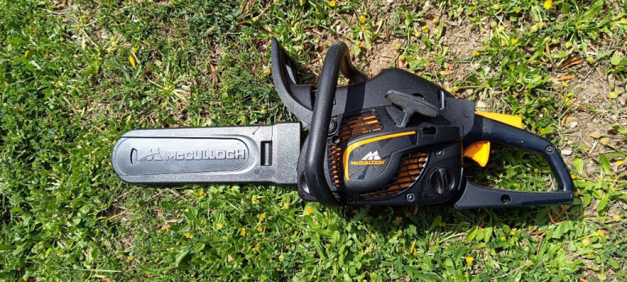 Kettensäge Mc Cullock CS 340 Benzin, wie neu siehe Fotos