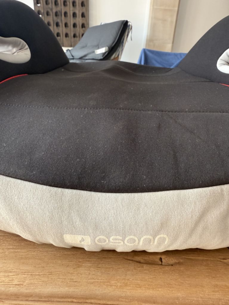 Kindersitz/Sitzerhöhung mit isofix