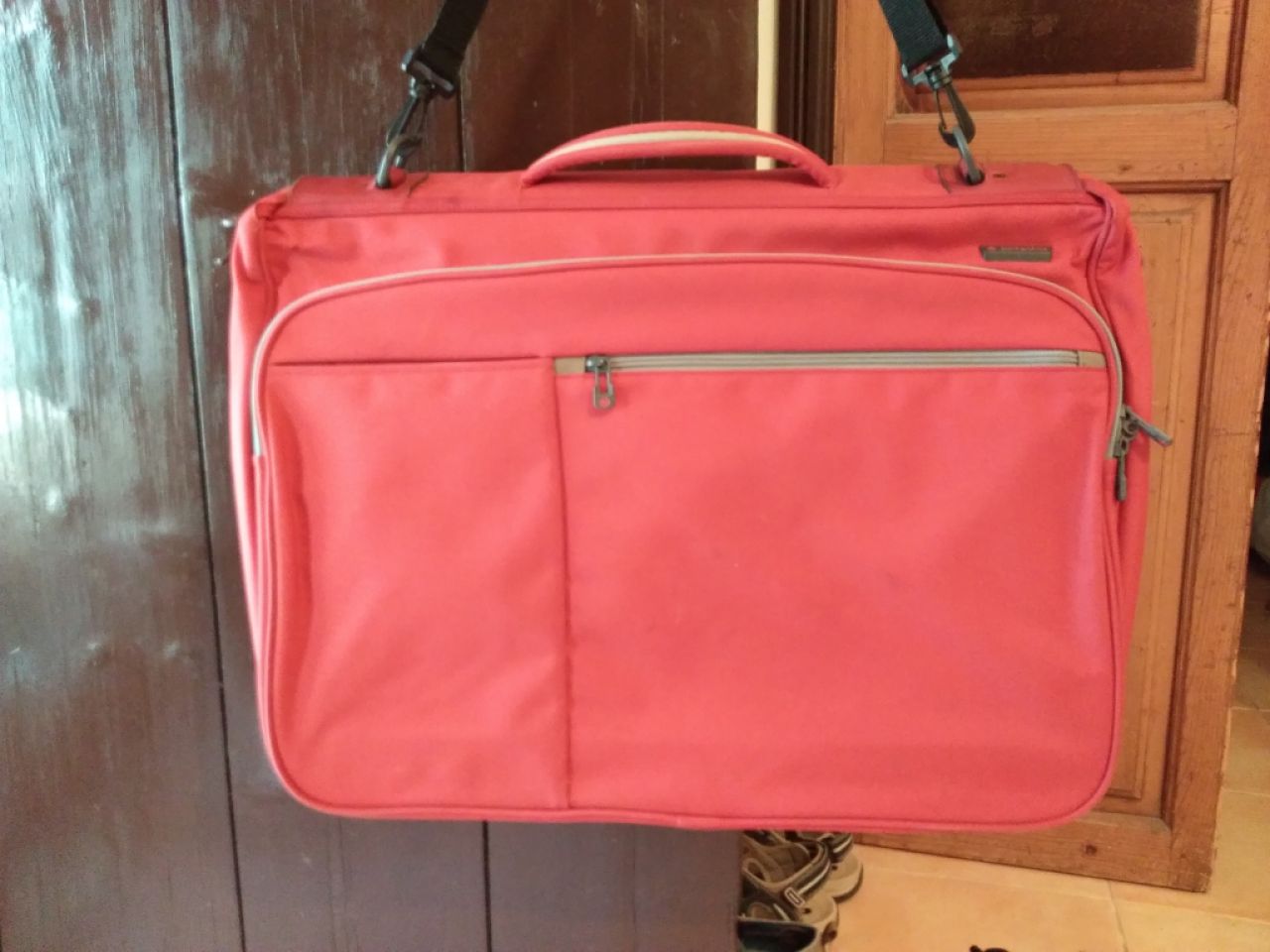 Maleta de ropa / Bolso