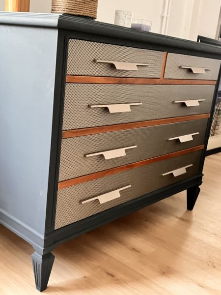 Cajonera - Cajonera reformada - Tapa de cristal