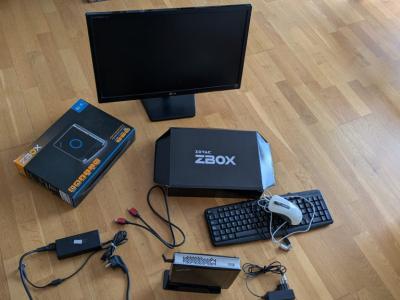 Complete set ZOTAC ZBOX ID82 + LG monitor + keyboard and mouse