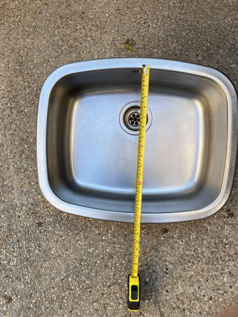 Kitchen sink, 60 cm x 40 cm