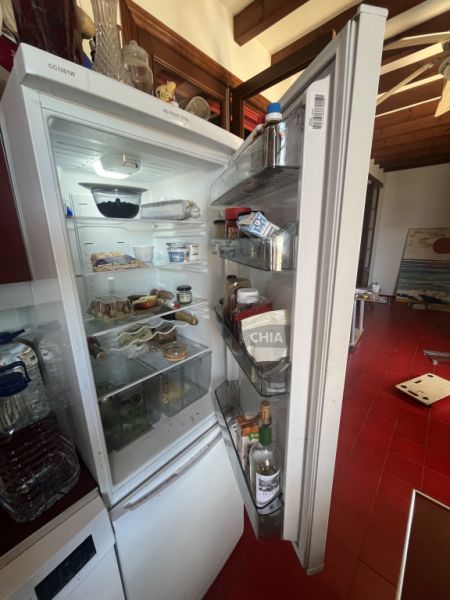 Frigorífico-congelador marca Corbero