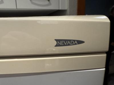 Nevera con congelador.