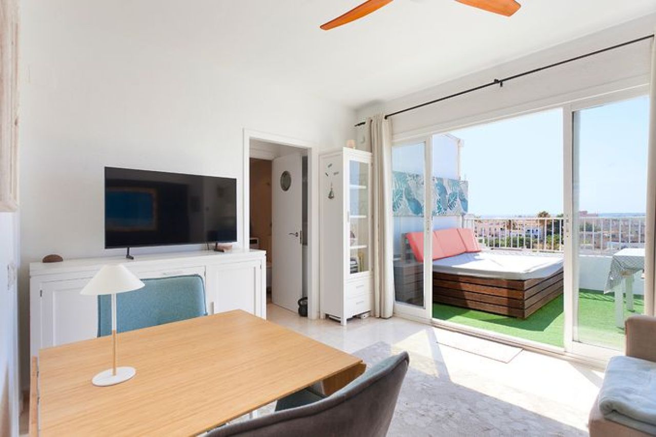 Short-term rental - Ciudat Jardin beach apartment !