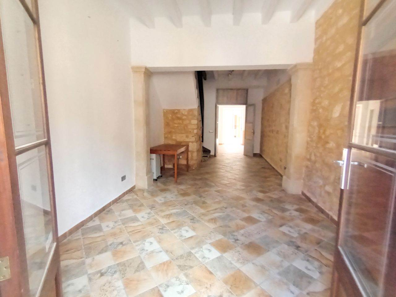 Ladenlokal und private Einheit in Santanyi -- L 45