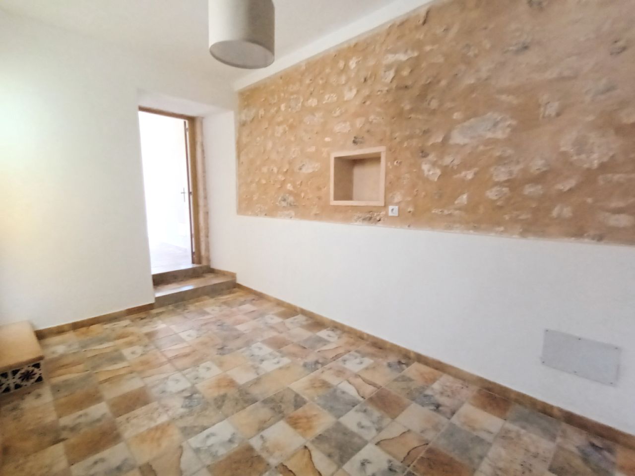 Ladenlokal und private Einheit in Santanyi -- L 45