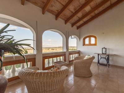 Ländliches Apartment mit Gem. Pool und vielen Terrassen bei Petra --- AP 48