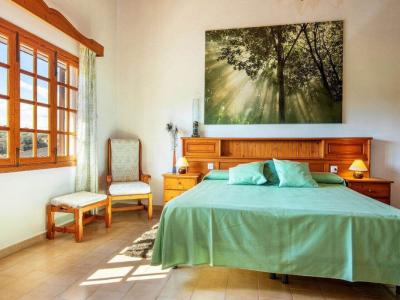 Ländliches Apartment mit Gem. Pool und vielen Terrassen bei Petra --- AP 48