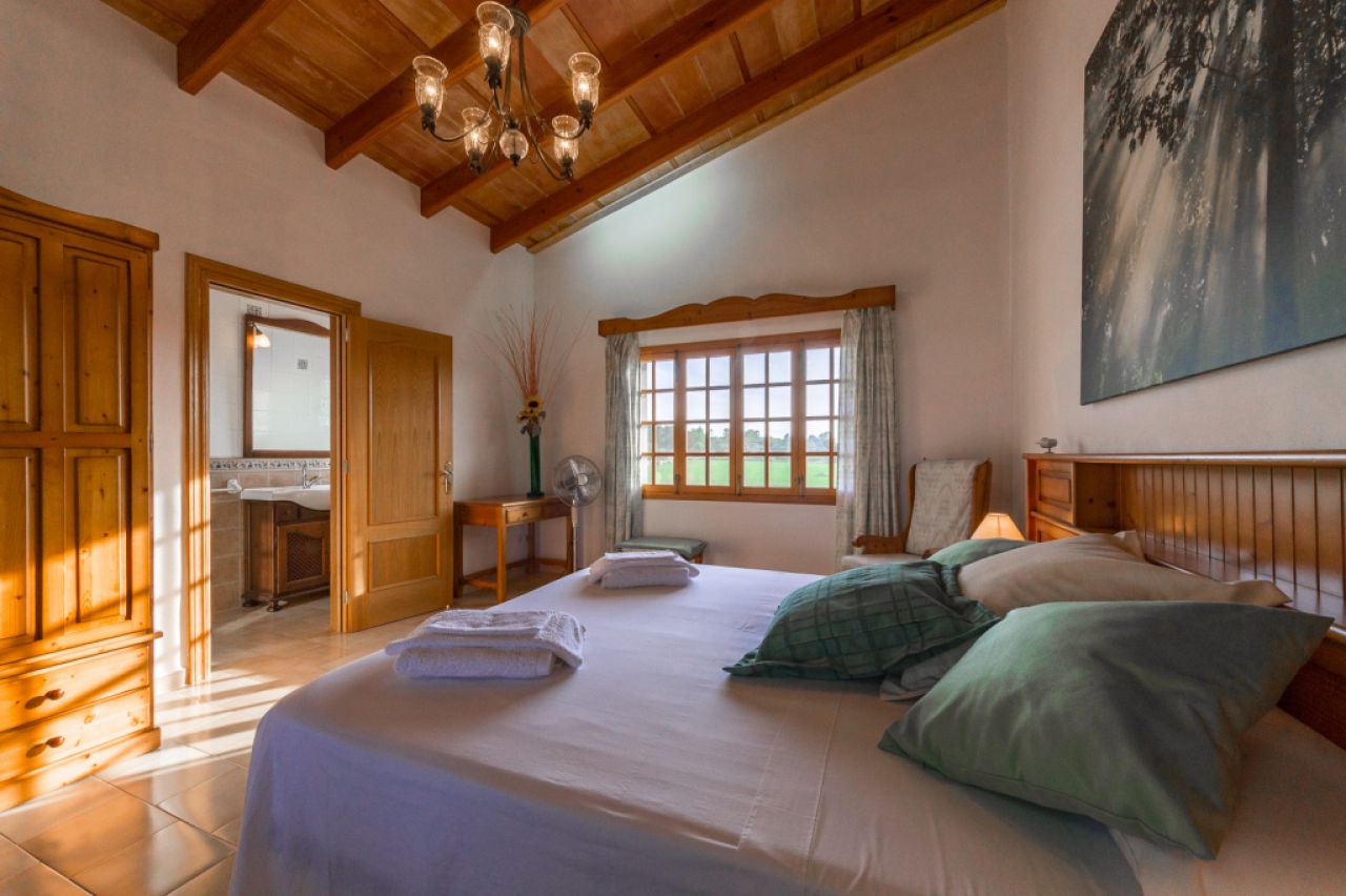 Ländliches Apartment mit Gem. Pool und vielen Terrassen bei Petra --- AP 48