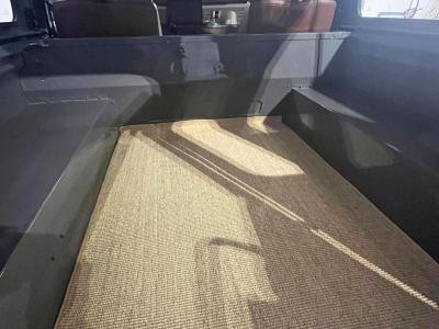 Land Rover Defender 90