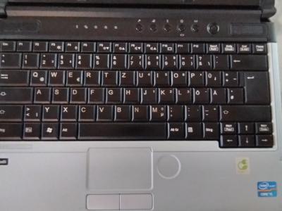 Portátil Fujitsu LifeBook S761