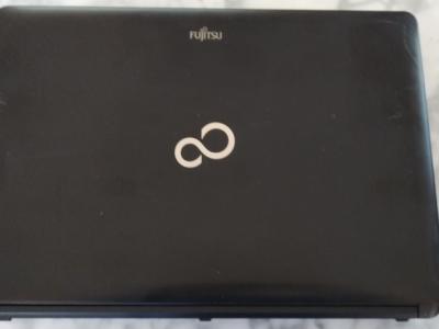 Portátil Fujitsu LifeBook S761
