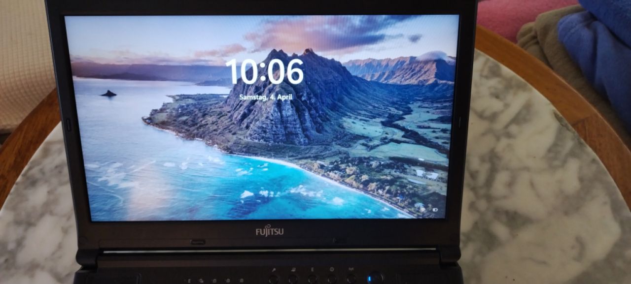 Portátil Fujitsu LifeBook S761