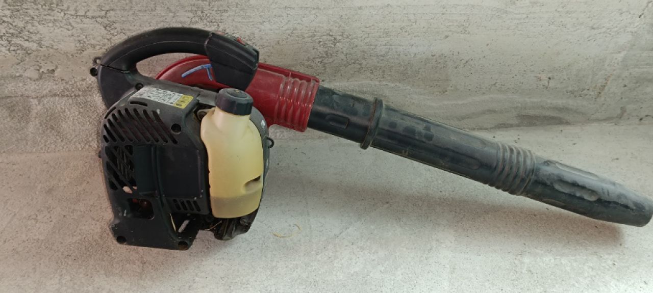 Soplador de hojas, motor de gasolina según las fotos