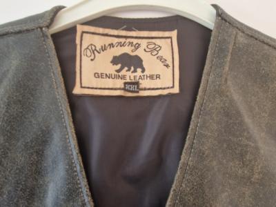 Chaleco de cuero nuevo