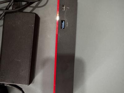 Estación de acoplamiento Lenovo Thunderbolt 3