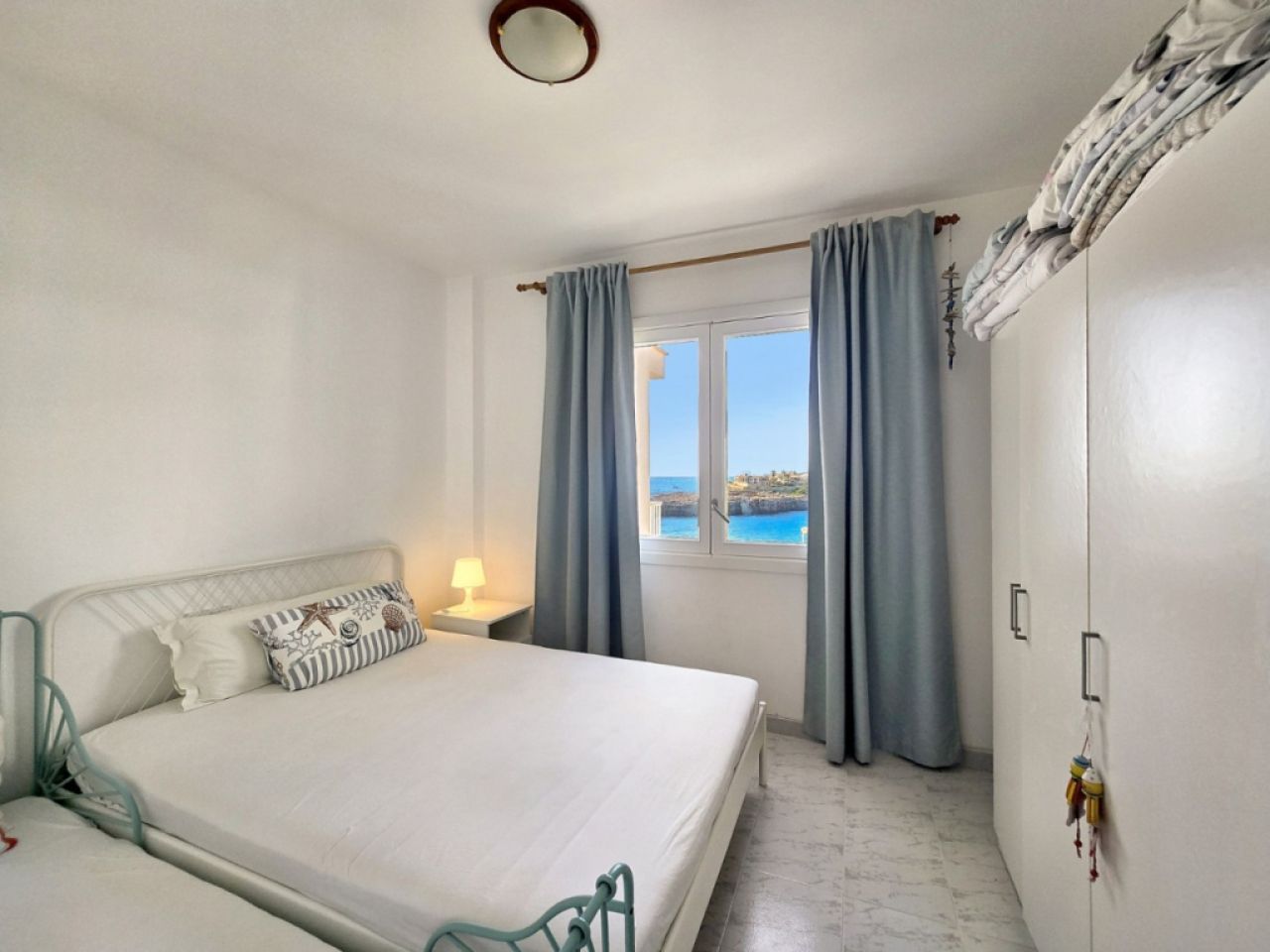 Lichtdurchflutete Wohnung in 1. Meereslinie in Portocolom