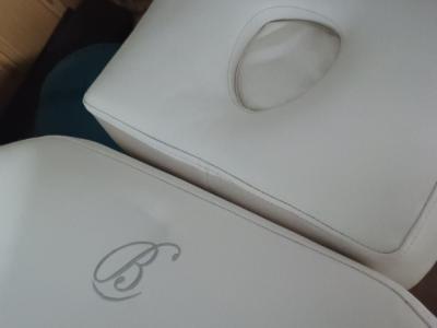 Camilla para estudio de estética