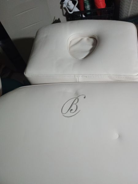 Camilla para estudio de estética