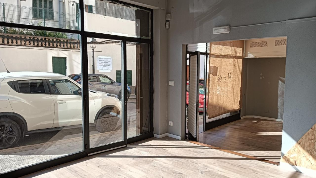 Lokal in der Nähe des Zentrum von Felantix --- L 27 CM