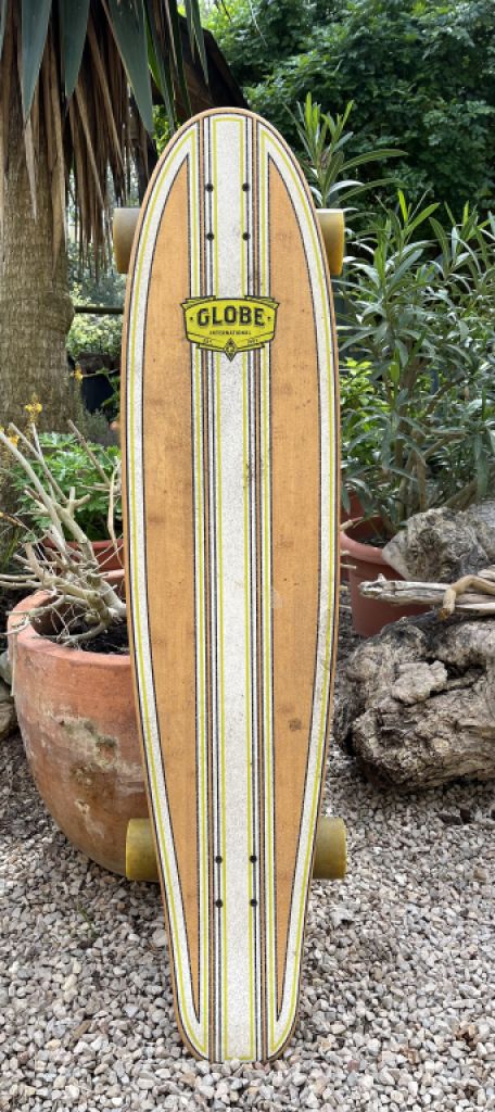 Longboard de la marca Globe (Y es realmente largo en mi opinión)