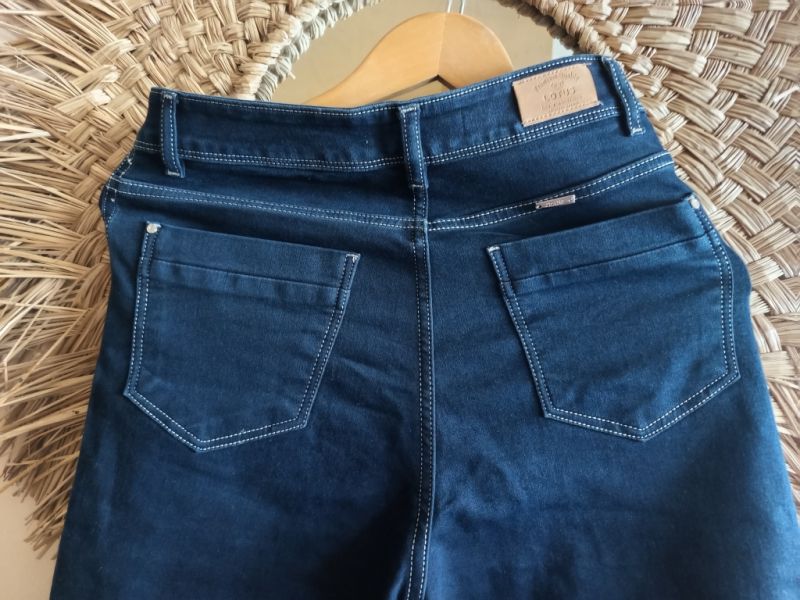 Jeans LOTUS talla 28
