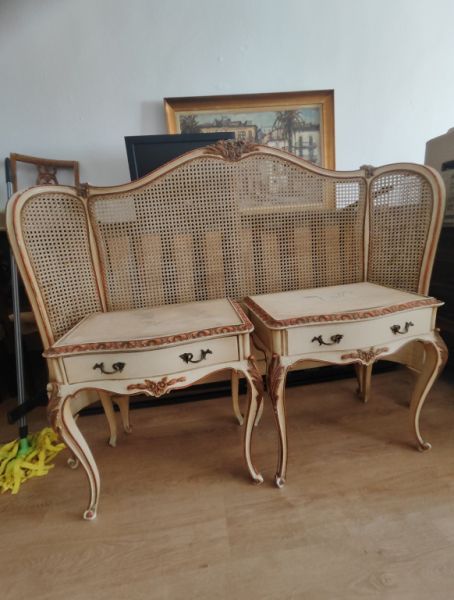 Cabecero Luis XVI con mesitas de noche / dormitorio vintage