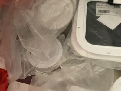 Escotillas, ventanas y cubiertas de inspección