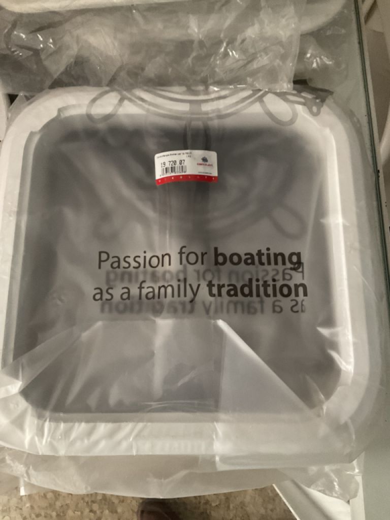 Escotillas, ventanas y cubiertas de inspección