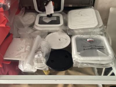 Escotillas, ventanas y cubiertas de inspección