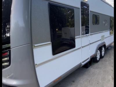 Caravana de lujo Tabbert Grande Puccini 620, año 2014, en excelente estado