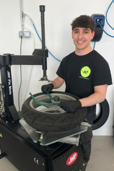 M1 Neumáticos de moto Mallorca