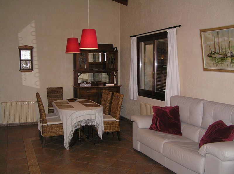 M2F3890 Finca de vacaciones con piscina en Arta; máximo 4 personas