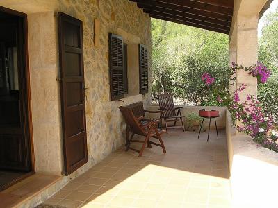 M2F3890 Finca de vacaciones con piscina en Arta; máximo 4 personas