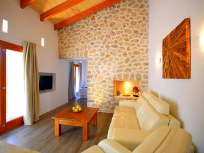 M2F5111 Finca con piscina en Capdepara; máx. 3 personas