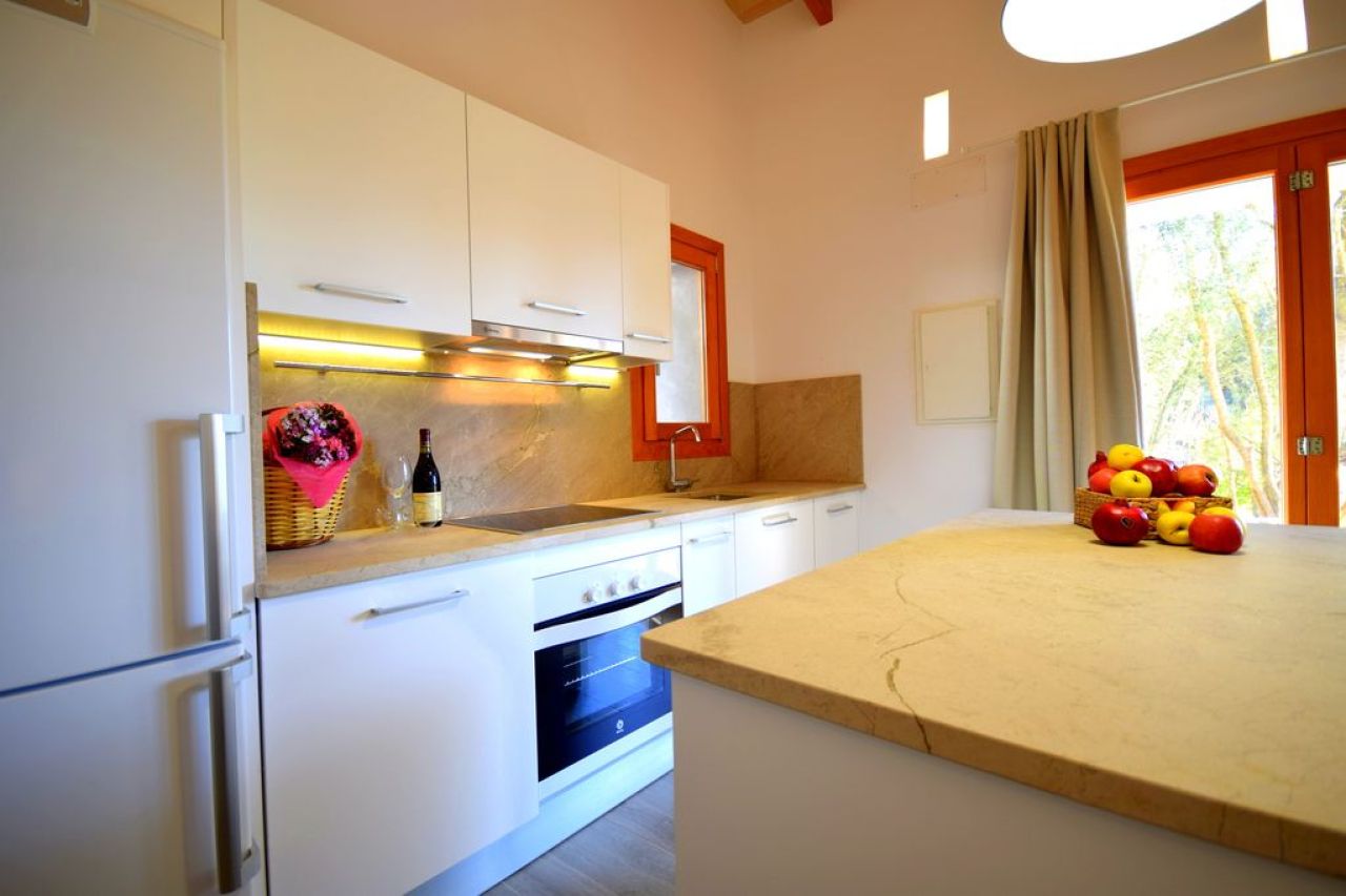 M2F5111 Finca con piscina en Capdepara; máx. 3 personas