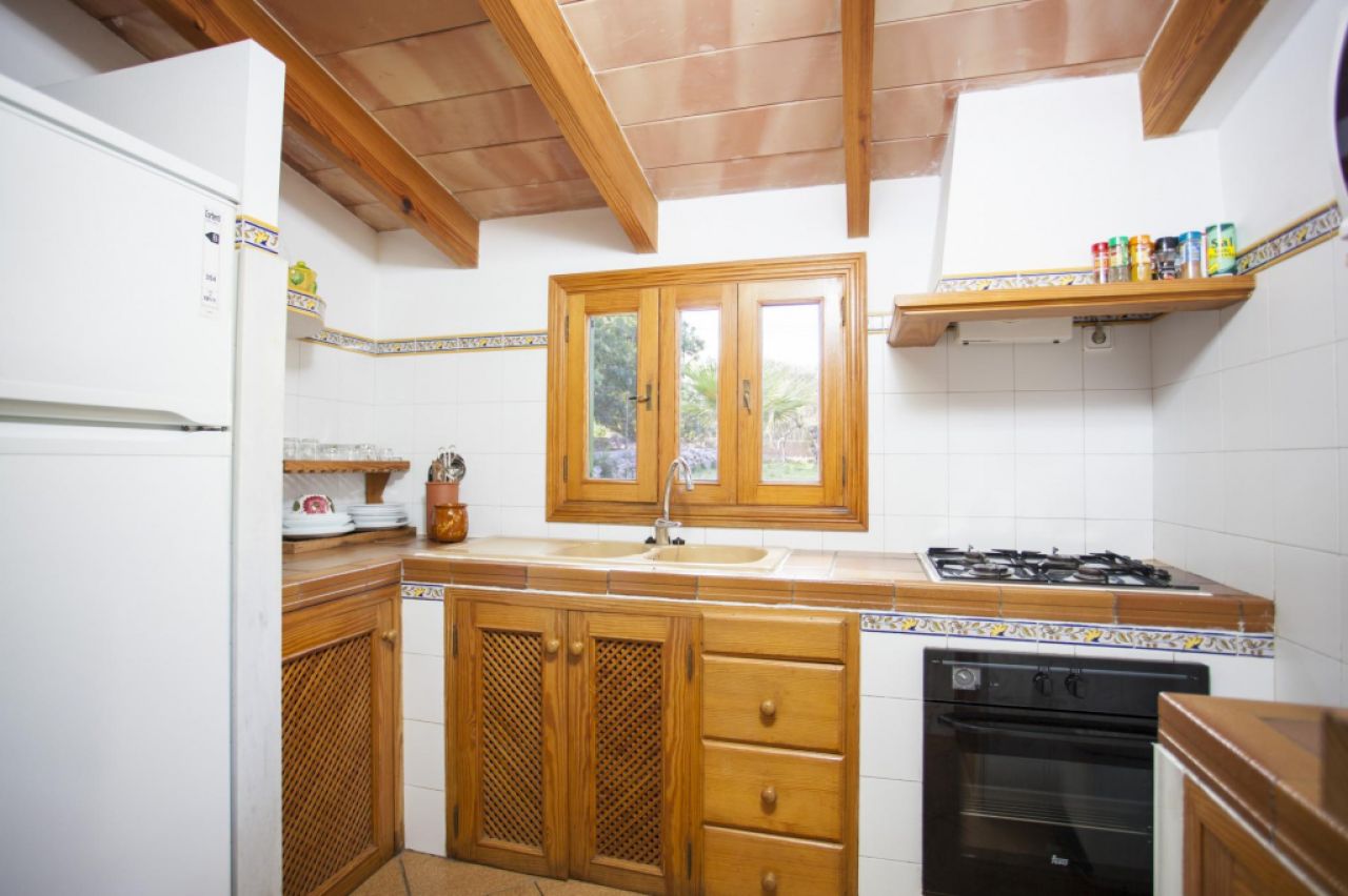 M2F5130 Finca Cala Ratjada con piscina; máximo 4 personas
