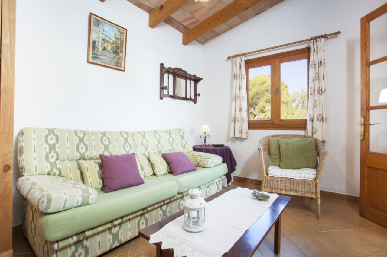 M2F5130 Finca Cala Ratjada con piscina; máximo 4 personas