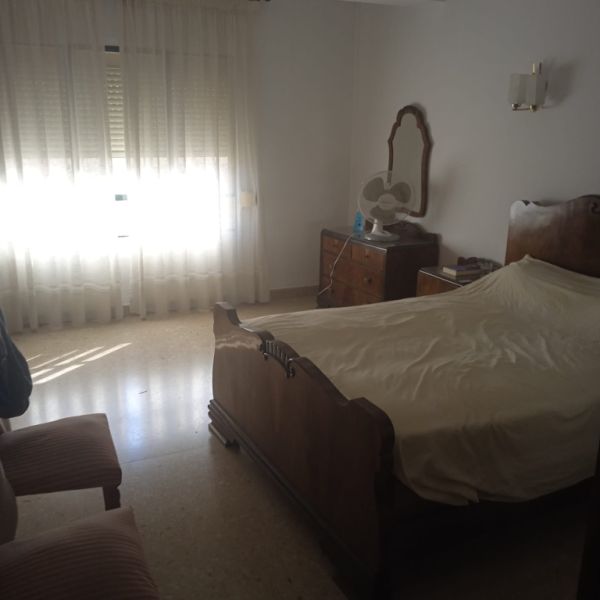 M6PVK5310 Renovierungsbedürftige 5-SZ Whg. im 4.ten Stock (Aufzug) im Zentrum von Palma zum Kauf