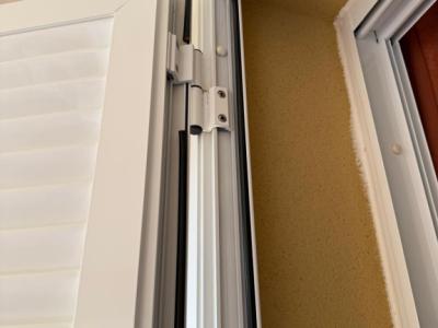 Mallorca persiana de aluminio blanca